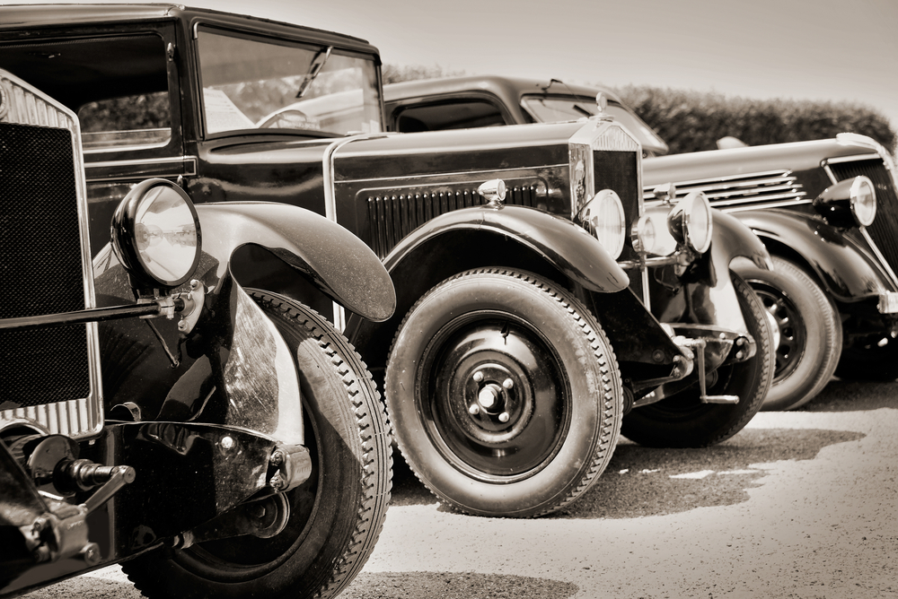 Más alla del SEAT 600, un paseo a lomos de automóviles vintage