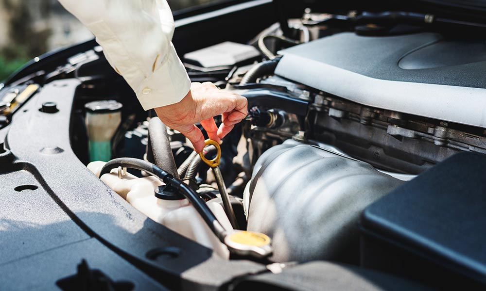 Cómo y cuándo hacer el cambio de aceite del coche